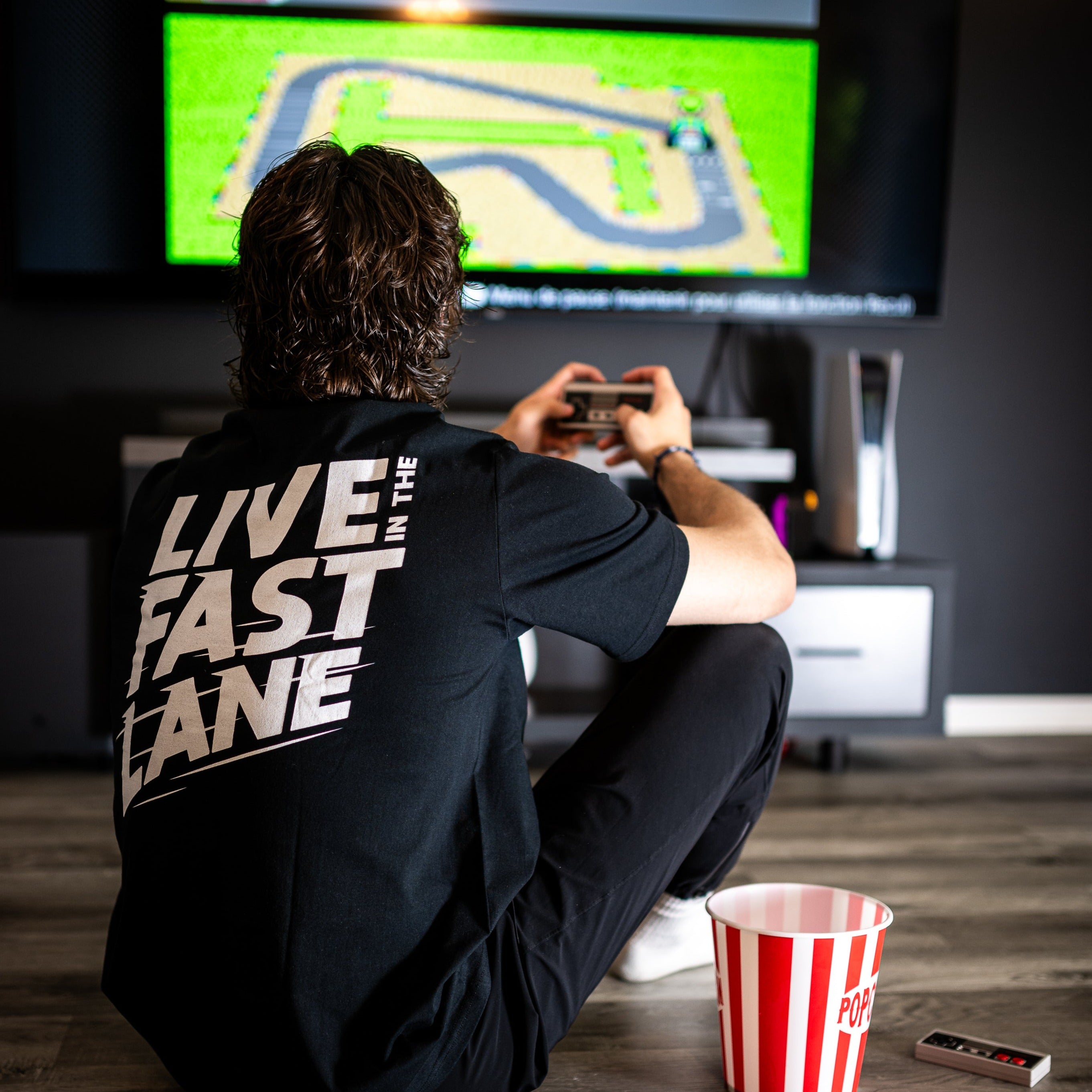 Sweater 'fast lane'